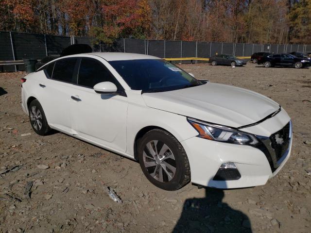 1N4BL4BV4LC243528 - 2020 NISSAN ALTIMA S WHITE photo 4