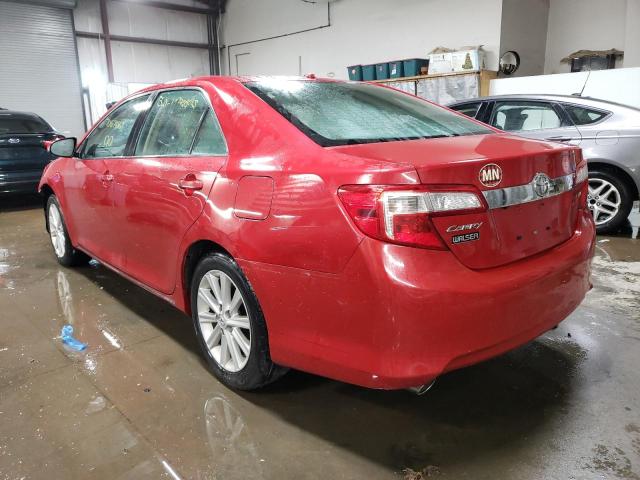 4T1BK1FK8EU549491 - 2014 TOYOTA CAMRY SE RED photo 2