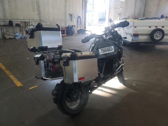 WB10M1308M6E46681 - 2021 BMW R 1250 GS ADVENTURE BLACK photo 4