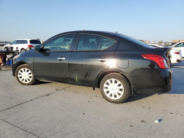 3N1CN7AP7KL809264 - 2019 NISSAN VERSA S BLACK photo 2