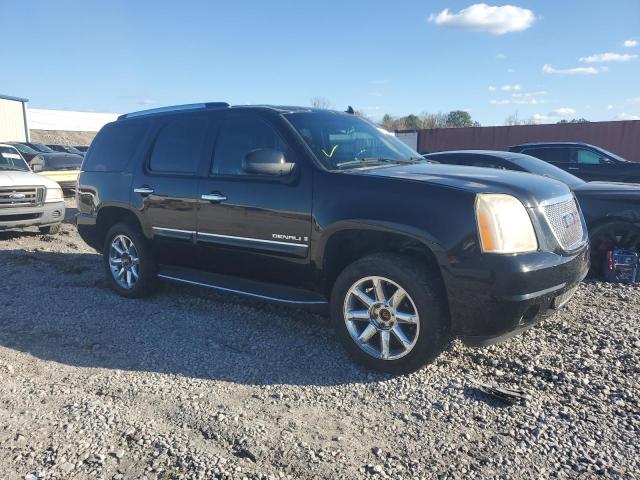 1GKFK63897J324212 - 2007 GMC YUKON DENALI BLACK photo 4