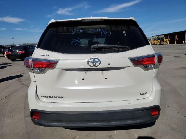 5TDKKRFH3GS139650 - 2016 TOYOTA HIGHLANDER XLE WHITE photo 6