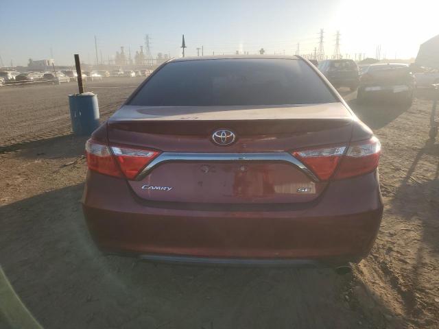 4T1BF1FK2GU585572 - 2016 TOYOTA CAMRY LE RED photo 6