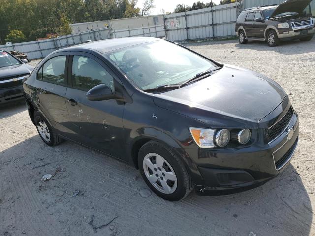 1G1JA5SH4F4210578 - 2015 CHEVROLET SONIC LS BLACK photo 4