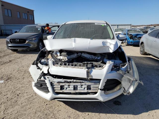 1FMCU9G96EUA15611 - 2014 FORD ESCAPE SE WHITE photo 5