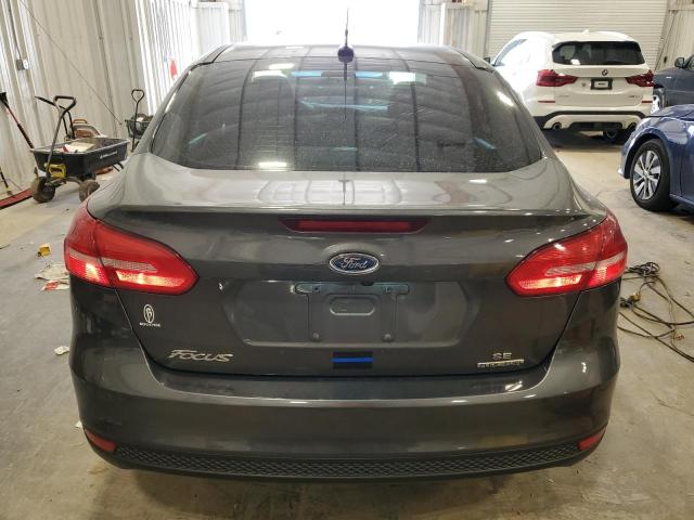 1FADP3F27GL201786 - 2016 FORD FOCUS SE GRAY photo 6