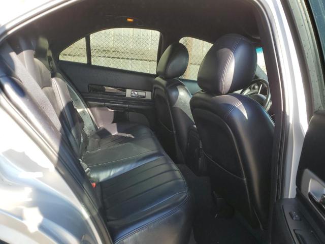 1LNHM86S44Y656557 - 2004 LINCOLN LS 银色 照片 10