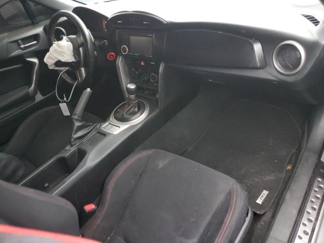 JF1ZNAA16D2700272 - 2013 TOYOTA SCION FR-S 银色 照片 8