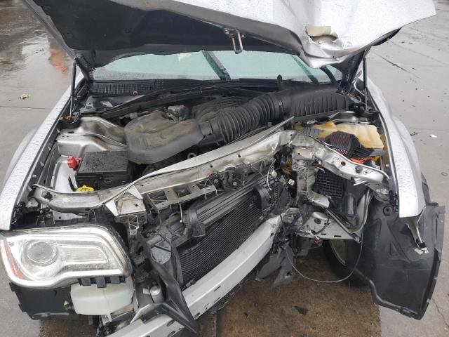 2C3CCARG5EH157721 - 2014 CHRYSLER 300 SILVER photo 11