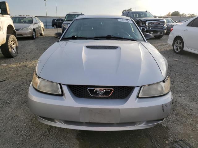 1FAFP42X9YF257423 - 2000 FORD MUSTANG GT SILVER photo 5