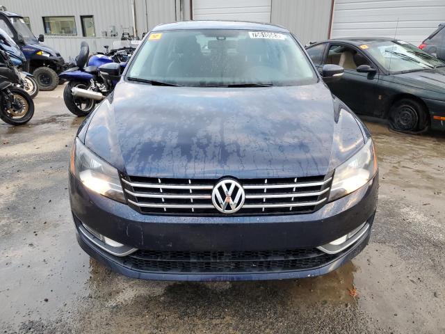 1VWBN7A33EC066637 - 2014 VOLKSWAGEN PASSAT SE BLUE photo 5