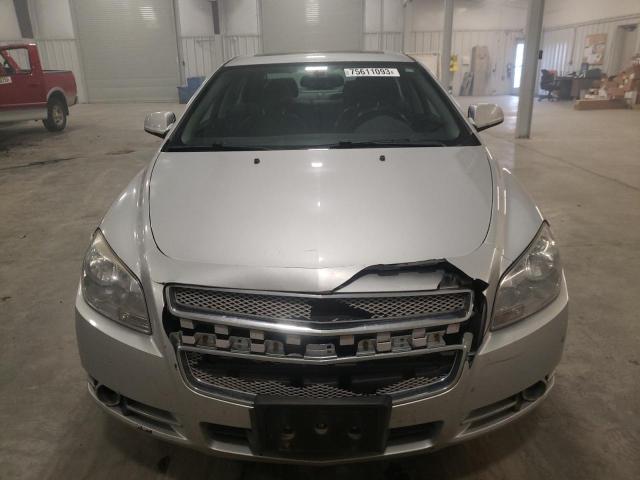 1G1ZG5E70CF348252 - 2012 CHEVROLET MALIBU LTZ ვერცხლისფერი ფოტო 5