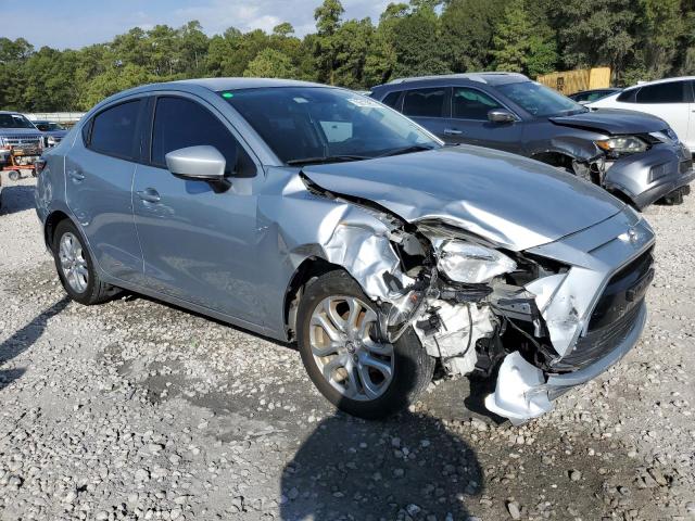 3MYDLBYVXJY313456 - 2018 TOYOTA YARIS IA SILVER photo 4