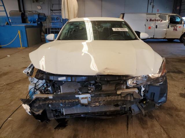 1N4BL4BV6MN330885 - 2021 NISSAN ALTIMA S WHITE photo 5