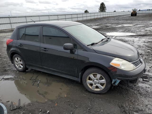 3N1BC13E17L453248 - 2007 NISSAN VERSA S BLACK photo 4