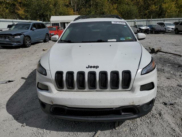 1C4PJMCS8GW187091 - 2016 JEEP CHEROKEE LATITUDE WHITE photo 5