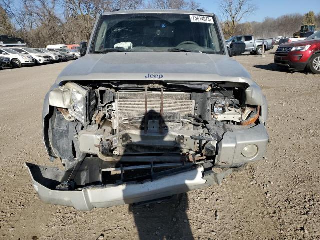 1J8HG48KX7C565675 - 2007 JEEP COMMANDER SILVER photo 5