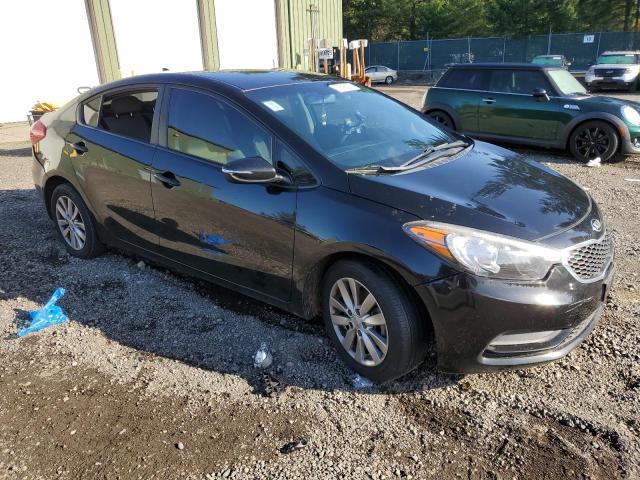 KNAFX4A63G5604328 - 2016 KIA FORTE LX BLACK photo 4