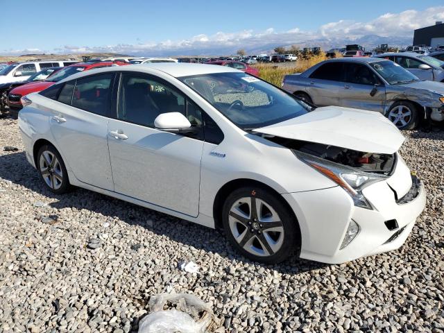 JTDKARFU9H3534189 - 2017 TOYOTA PRIUS WHITE photo 4