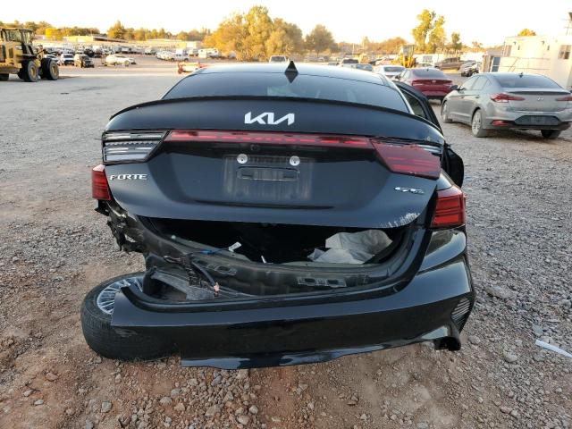 3KPF54AD6NE492648 - 2022 KIA FORTE GT LINE BLACK photo 6