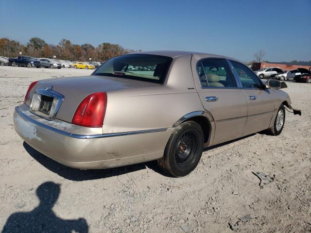 1LNFM82W7WY720318 - 1998 LINCOLN TOWN CAR SIGNATURE BEIGE photo 3