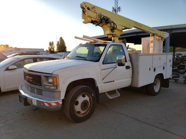 1GDKC34J2WF064045 - 1998 GMC SIERRA C3500 HEAVY DUTY WHITE photo 1