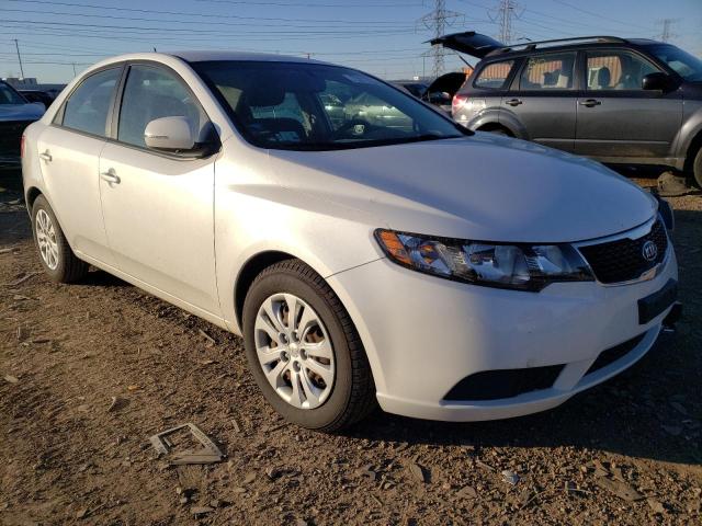 KNAFU4A2XD5736357 - 2013 KIA FORTE EX WHITE photo 4