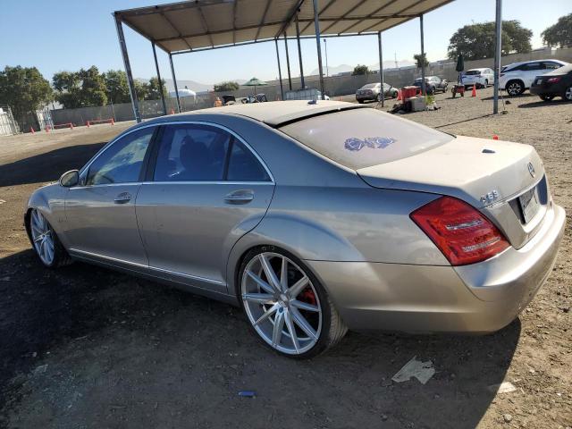 WDDNG71X37A035762 - 2007 MERCEDES-BENZ S 550 GOLD photo 2