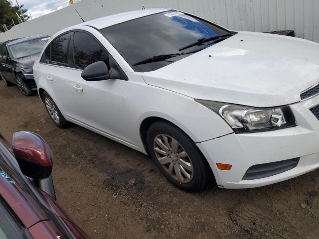 1G1PC5SH2B7308389 - 2011 CHEVROLET CRUZE LS WHITE photo 4