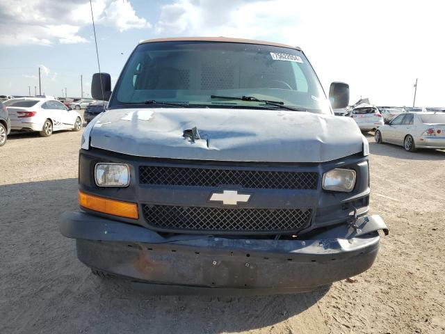 1GCGG25C981153233 - 2008 CHEVROLET EXPRESS G2 WHITE photo 5