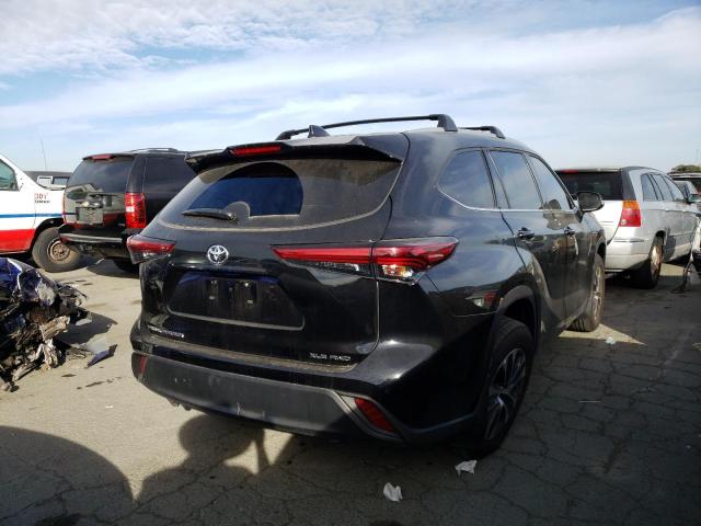 5TDHZRBH7NS593490 - 2022 TOYOTA HIGHLANDER XLE BLACK photo 3