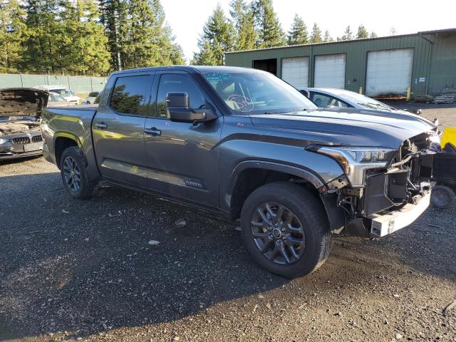 5TFNA5DBXNX052021 - 2022 TOYOTA TUNDRA CREWMAX PLATINUM Schwarz Foto 4