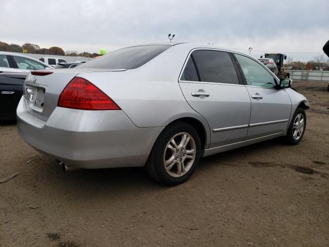 1HGCM56336A059242 - 2006 HONDA ACCORD SE SILVER photo 3