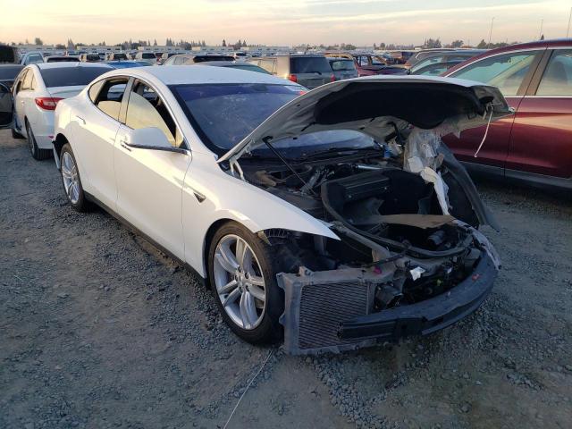 5YJSA1H11EFP37659 - 2014 TESLA MODEL S თეთრი ფოტო 4