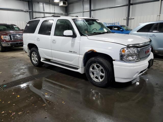 1GKEK63U24J207169 - 2004 GMC YUKON DENALI WHITE photo 4