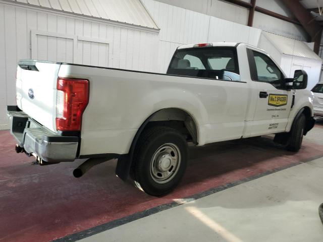 1FTBF2A67KEC75926 - 2019 FORD F250 SUPER DUTY WHITE photo 3