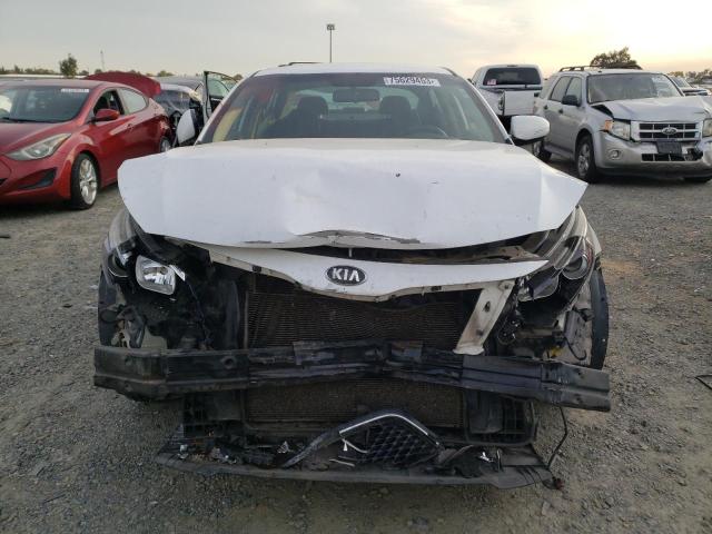 KNAGM4A72F5621481 - 2015 KIA OPTIMA LX WHITE photo 5