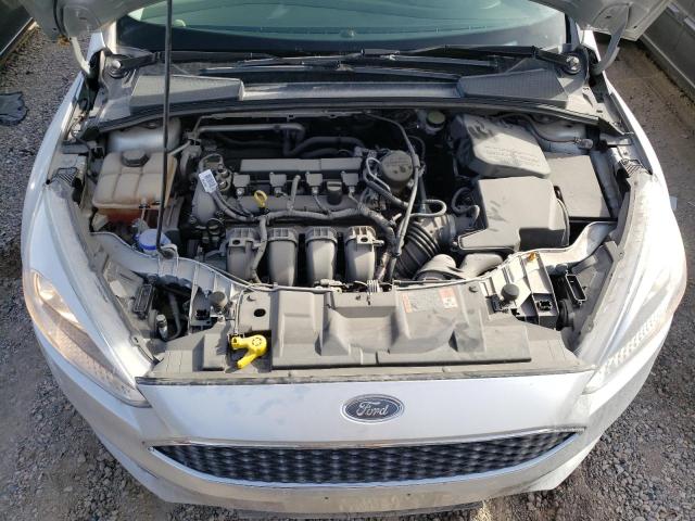 1FADP3F21GL206594 - 2016 FORD FOCUS SE SILVER photo 11