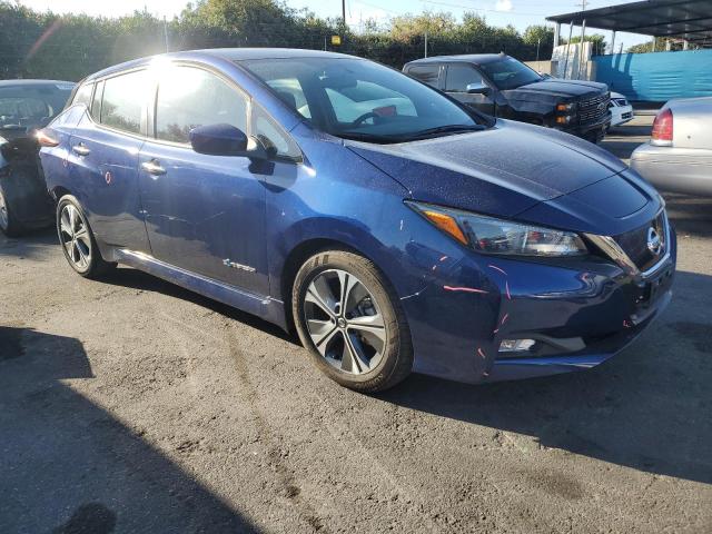 1N4AZ1CPXJC317699 - 2018 NISSAN LEAF S BLUE photo 4