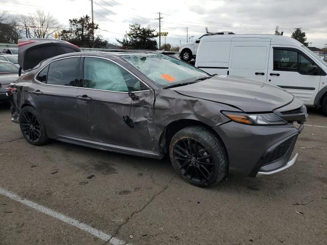 4T1K61BK3MU037310 - 2021 TOYOTA CAMRY XSE GRAY photo 4