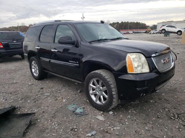 1GKFK63807J348124 - 2007 GMC YUKON DENALI BLACK photo 4