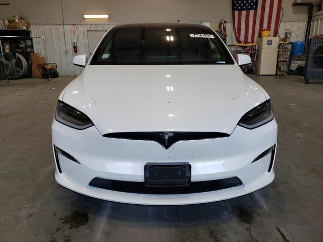 7SAXCAE57NF345585 - 2022 TESLA MODEL X WHITE photo 5