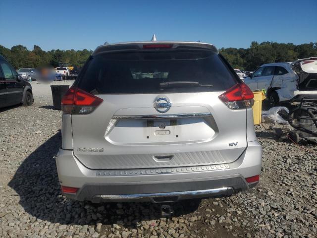 KNMAT2MT7JP564992 - 2018 NISSAN ROGUE S SILVER photo 6