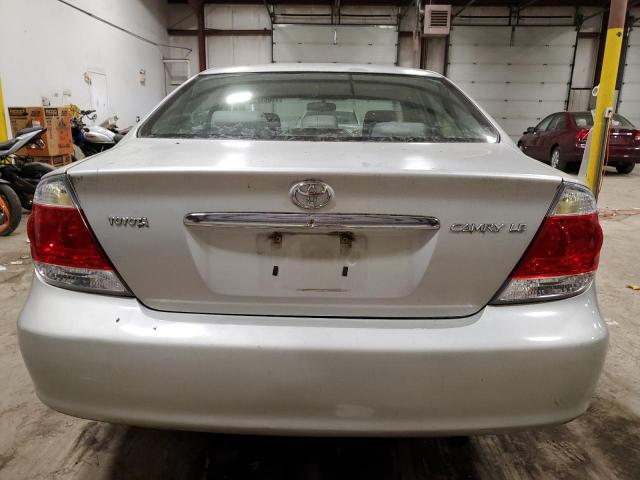 4T1BE32K25U588859 - 2005 TOYOTA CAMRY LE SILVER photo 6