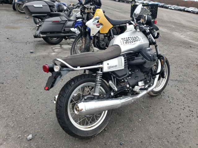 ZGULDUA05KM000351 - 2019 MOTO GUZZI V7 III SILVER photo 4