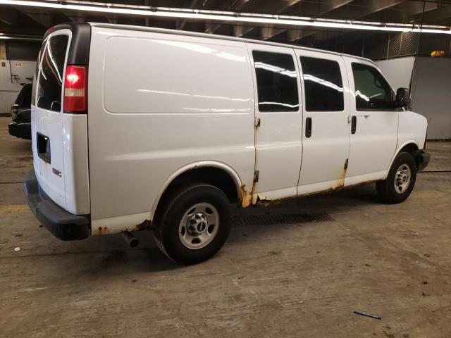 1GTGG25V071113266 - 2007 GMC SAVANA G2500 WHITE photo 3