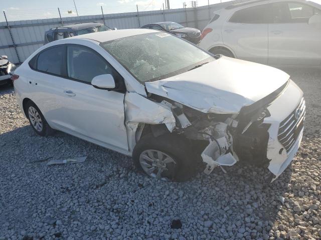 3KPC24A61LE113582 - 2020 HYUNDAI ACCENT SE WHITE photo 4