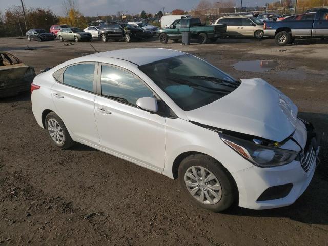 3KPC24A66NE186546 - 2022 HYUNDAI ACCENT SE WHITE photo 4