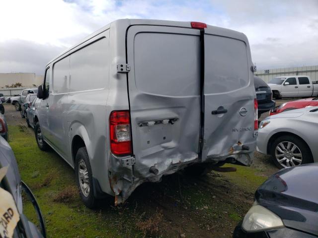 1N6BF0KY0JN818825 - 2018 NISSAN NV 1500 S SILVER photo 2