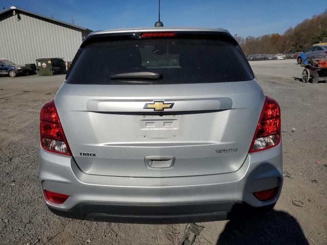 3GNCJKSB3LL211826 - 2020 CHEVROLET TRAX LS SILVER photo 6